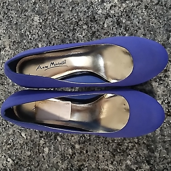 Anne Michelle Blue/Black Platform Spiked Heels. Size 8.5 - Picture 7 of 10